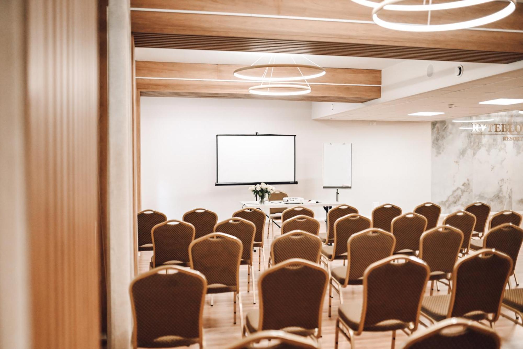 Ryteblota Resort & Spa Zbiczno Eksteriør bilde